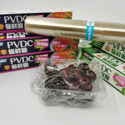 Os PVDC altos da barreira aderem-se o rolo de filme fácil BPA do envoltório do estiramento do alimento do anexo da película de embalagem livre