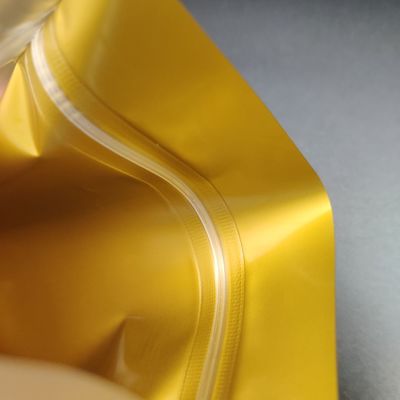 Suporte Resealable do zíper acima do empacotamento impresso feito sob encomenda do malote do petisco das porcas dos malotes